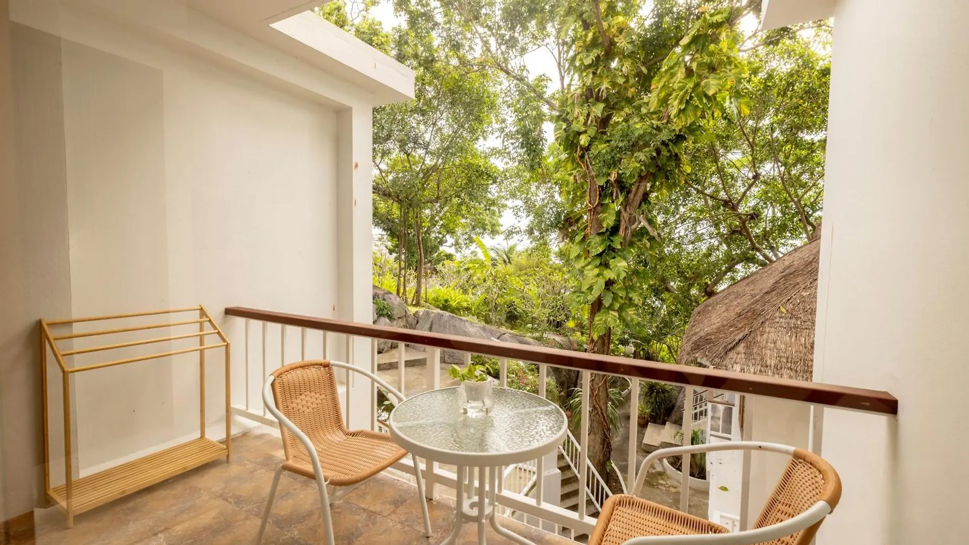The Ava Resort Koh Tao
